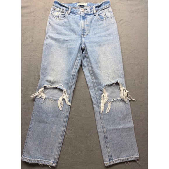 Abercrombie & Fitch Denim - Abercrombie & Fitch 90s Straight Ultra High Rise Distressed Jeans Light Wash 28